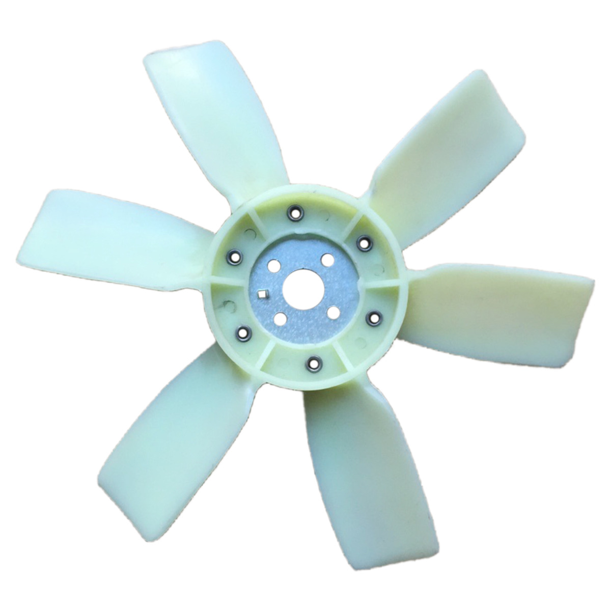 Ventilateur de refroidissement du moteur 16361-32080-71 pour Toyota