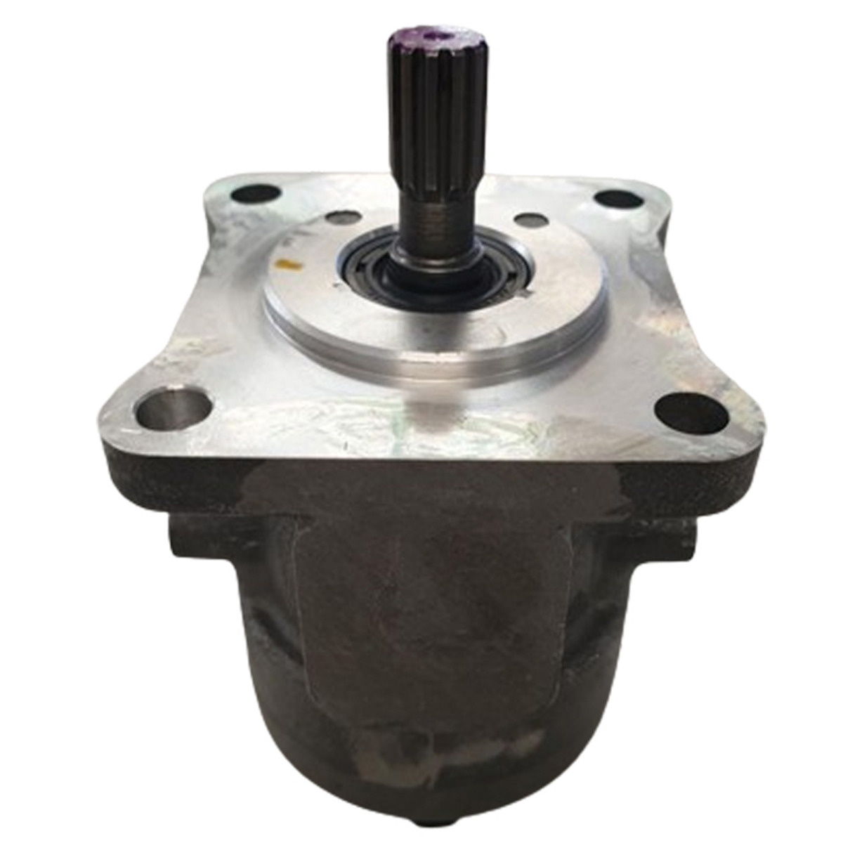 Pompe hydraulique K135-018-000-00 pour Iseki